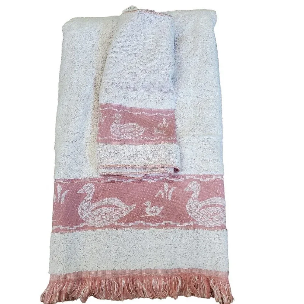 Vintage 80s Cannon Mill Pond Pink Duck Towel Set 4 Pcs USA 2 Towels Wash Cloths